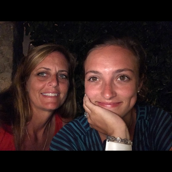 Profile Picture of Pam Scheipe (@pscheipe) on Poshmark