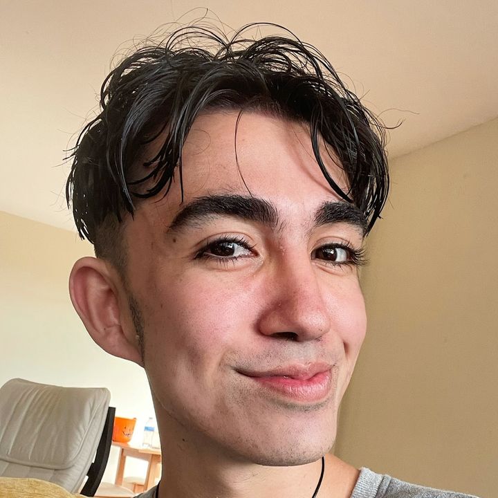 Profile Picture of Steven Rousta (@stevenrartistry) on Tiktok