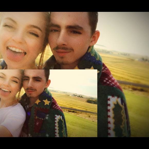 Profile Picture of Alyssa Mcgowen (@alyssa123456) on Poshmark