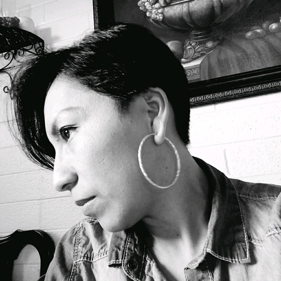 Profile Picture of Leanne Rodriguez (@princees69) on Poshmark