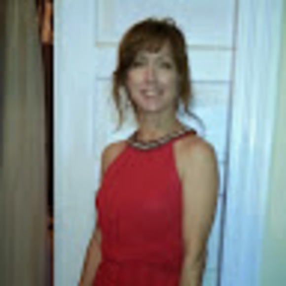 Profile Picture of Dorothy Dixon (@duffyjanedixon) on Poshmark
