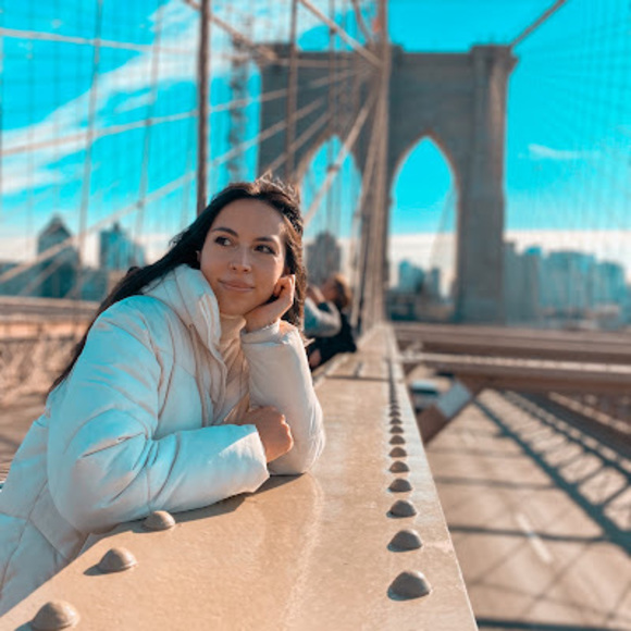 Profile Picture of Maria paula Aranda suarez (@mapyaranda) on Poshmark