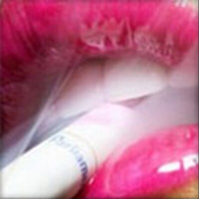 Profile Picture of Martin Leroux (@var_i_equals_0) on Twitter