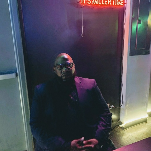 Profile Picture of Timothy Daniel (@t_daniel3) on Poshmark