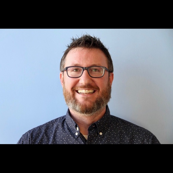 Profile Picture of Craig Gray (@craig_gray) on Poshmark