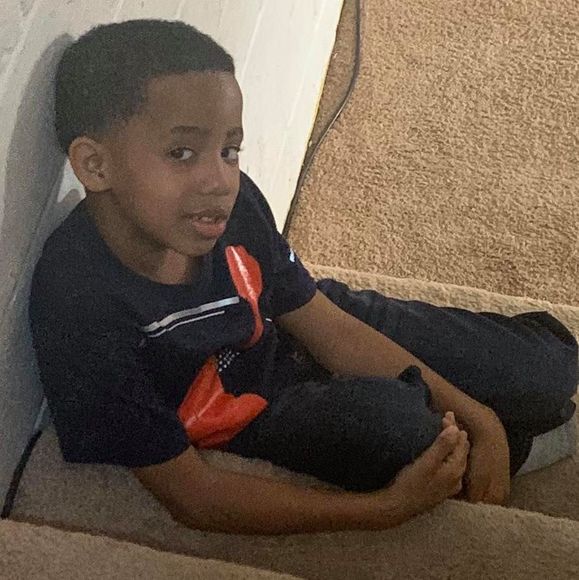 Profile Picture of Kevin Carabello (@kevincarabello) on Poshmark