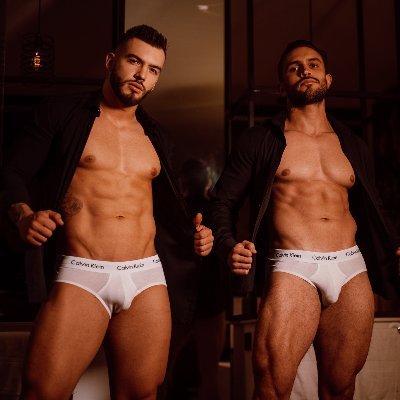 Profile Picture of Oliver & Julian (@OliverJulianX) on Twitter