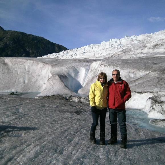 Profile Picture of Carla Regehr (@carlaregehr) on Poshmark