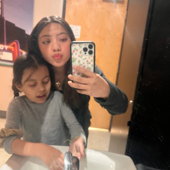 Profile Picture of Brisa Ramirez (@brisaram) on Poshmark