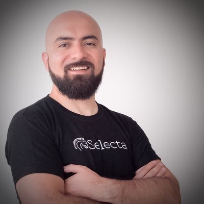 Profile Picture of Daniel Davalos (@ddavalosec) on Twitter