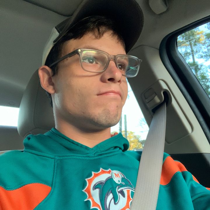 Robert Rue - Tiktok Profile Picture of Robert Rue (@robertrue) on Tiktok