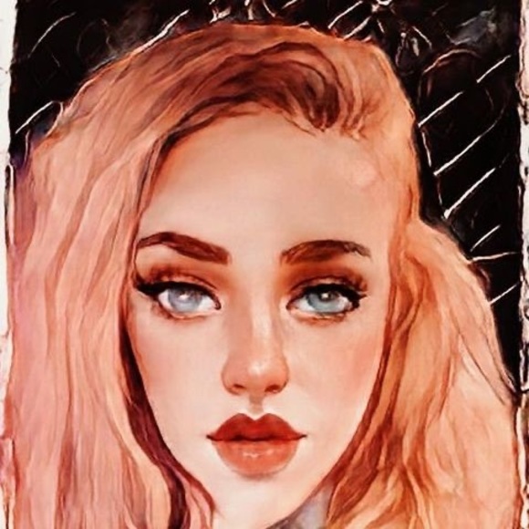 Profile Picture of Heather Hutzler (@heatherhutzler) on Poshmark