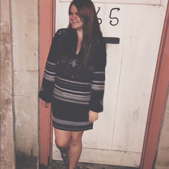 Profile Picture of Sami Scott (@samshizam) on Poshmark