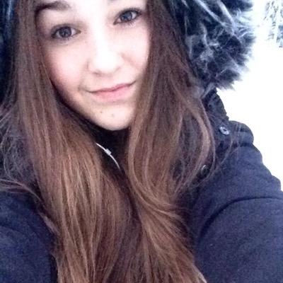 Profile Picture of Britney Parker (@britneyparker15) on Twitter