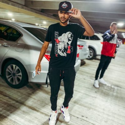 Profile Picture of Jimmy Choo (@James_Nyce) on Twitter
