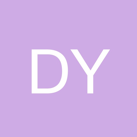 Profile Picture of David Yang (@dyangjr) on Poshmark