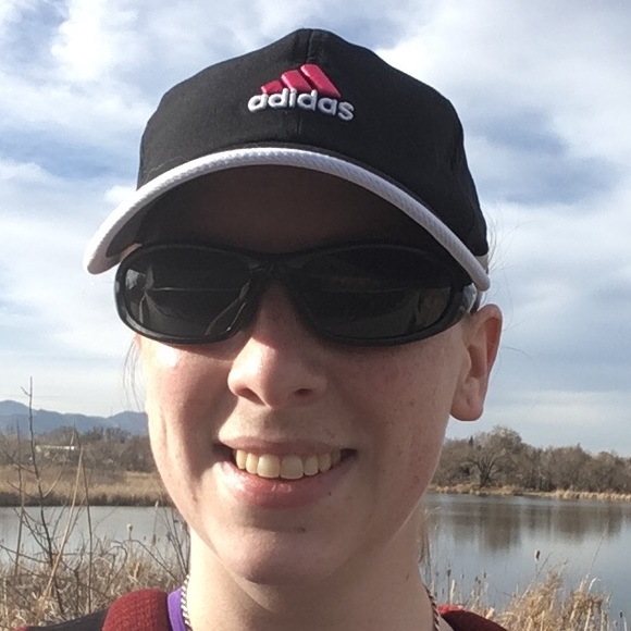 Profile Picture of Kari Cramer (@kmrcramer) on Poshmark