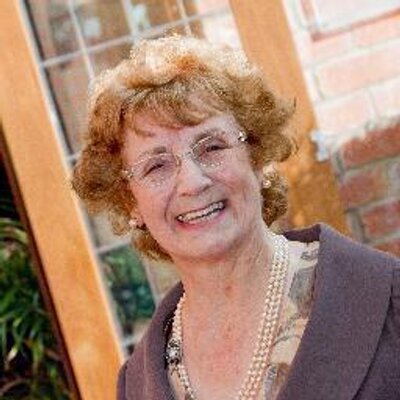 Profile Picture of Janet Bye (@jansilly) on Twitter