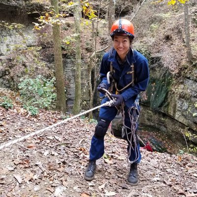 Profile Picture of Cindy Wu (@cruisercaver) on Twitter