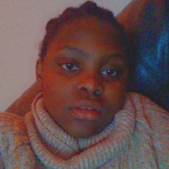 Profile Picture of Annie Noey (@anniie_noey) on Poshmark