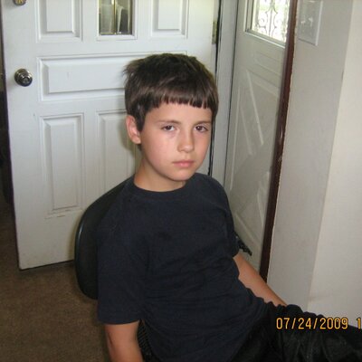 Profile Picture of Dustin Lee Redden (@twittehead) on Twitter