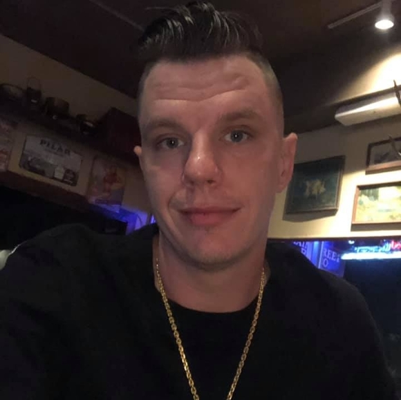 Profile Picture of Alex Wren (@atg3) on Poshmark