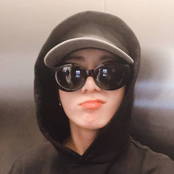 Profile Picture of John Cook (@axsha) on Poshmark