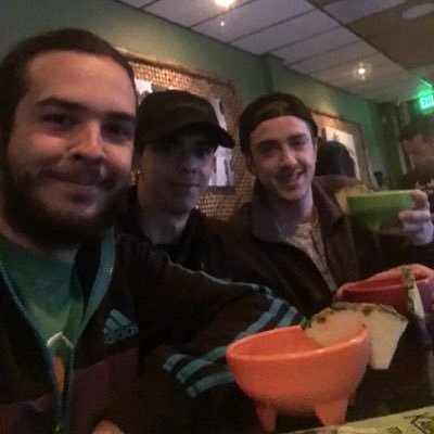 Profile Picture of Miguel (@mike5ewell) on Twitter