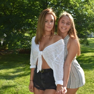 Profile Picture of Abby Lowe (@abbyloweeee) on Twitter