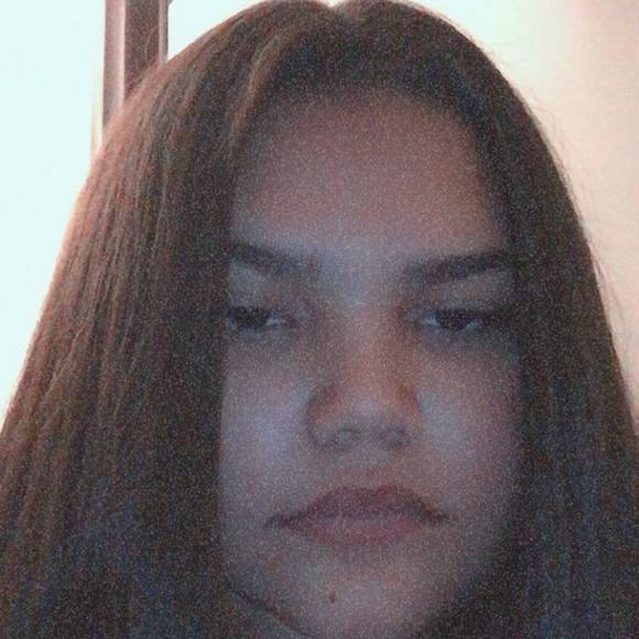 Profile Picture of Lily Ruiz (@ruizlily460) on Poshmark