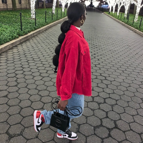 Profile Picture of Nyamekye Opoku-agyemang (@nyamekyeoa) on Poshmark