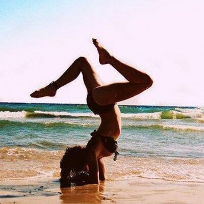Profile Picture of Bella Lopes (@bellalopes1) on Twitter
