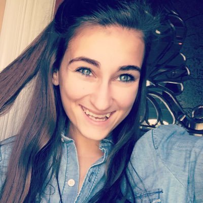 Profile Picture of Sandy Binder (@PlayinInDa_SAND) on Twitter