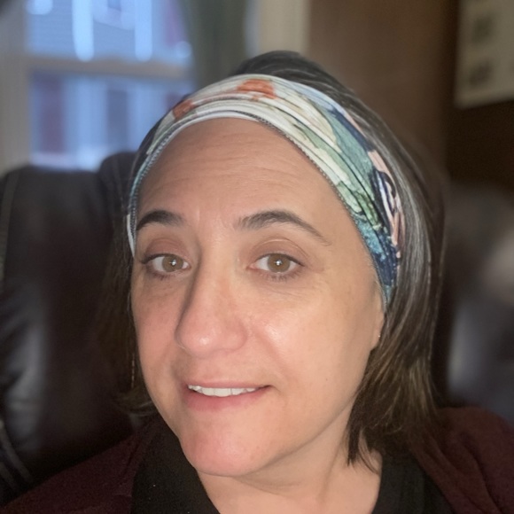 Profile Picture of Tammy Papperman (@leclta) on Poshmark