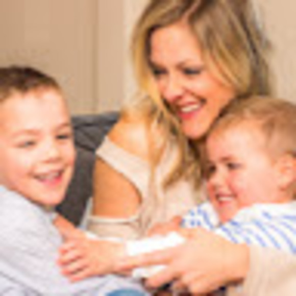 Profile Picture of Kari Gussis (@karijogussis) on Poshmark