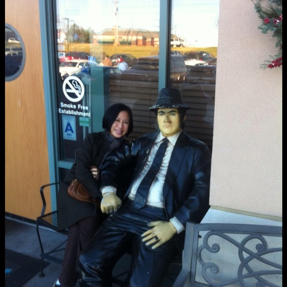 Profile Picture of Sue Eidsness (@skuo) on Poshmark