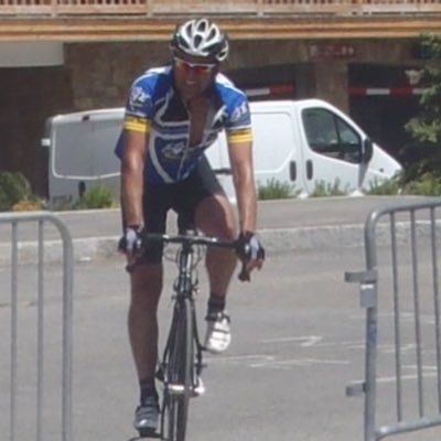 Profile Picture of Brett Jenkins (@jenkiboy) on Twitter