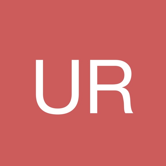 Profile Picture of Ulecia Ramdehal (@ulesavi) on Poshmark