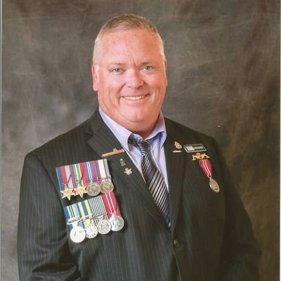 Profile Picture of Darren G Barber (@daza007) on Twitter