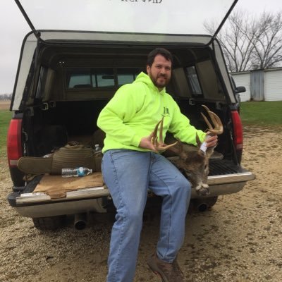 Profile Picture of Damian_Schmitt (@Dlschmitt) on Twitter