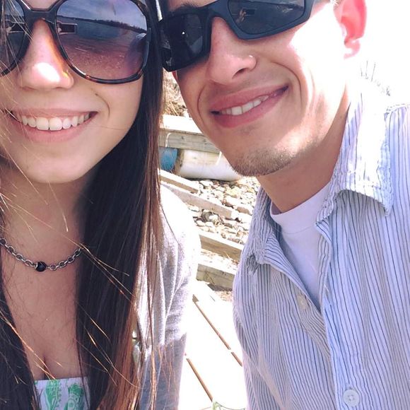 Profile Picture of Alexis Herrington (@sixela122559) on Poshmark