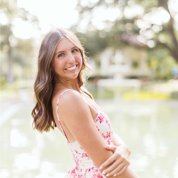 Profile Picture of Maycee Goerig (@mgoerig) on Poshmark