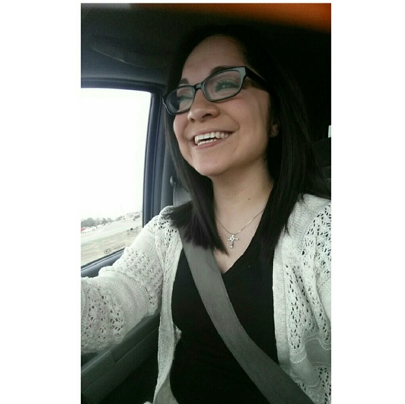 Profile Picture of Brianna Carrisalez (@bcarrisalez) on Poshmark