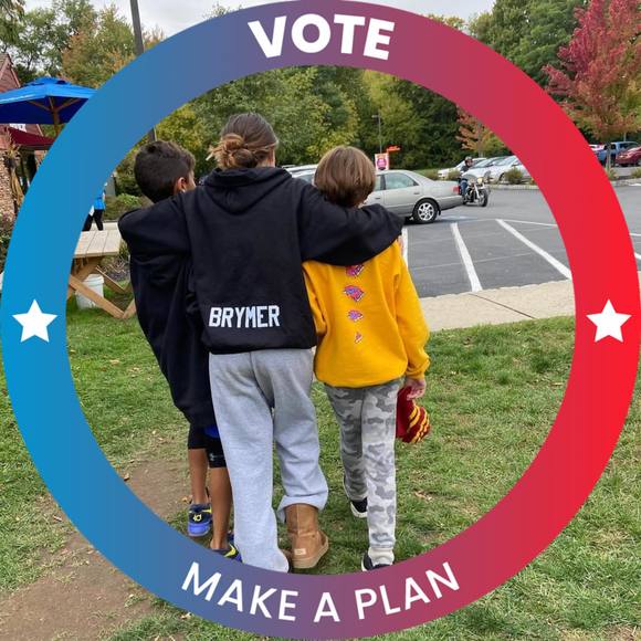 Profile Picture of Randi Shelowitz (@randcsw) on Poshmark