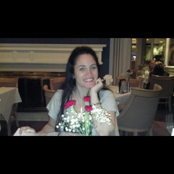 Profile Picture of Nicole Jakobowicz (@nordygirl2278) on Poshmark