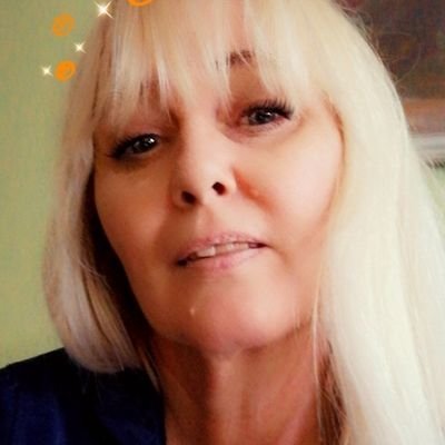 Profile Picture of Dorothy Wyndham-Lewison Twitter