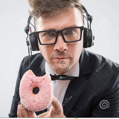 Profile Picture of Asher Jarma-Walker (@publicradiohost) on Twitter