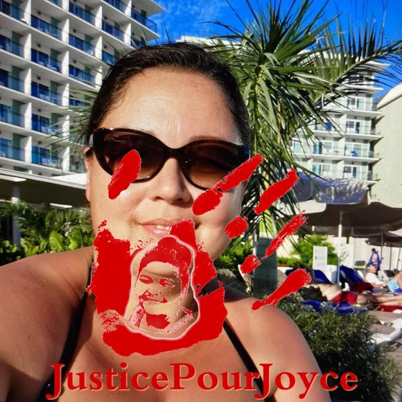 Profile Picture of Belinda Flamand (@wasimianais) on Poshmark