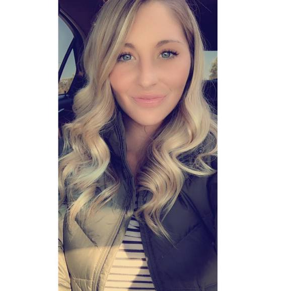 Profile Picture of Baley Fulkerson (@baleyy) on Poshmark