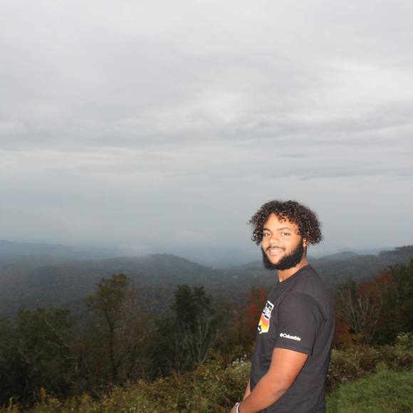 Kam Rosenfeld - Poshmark Profile Picture of Kam Rosenfeld (@kamrosenfeld) on Poshmark